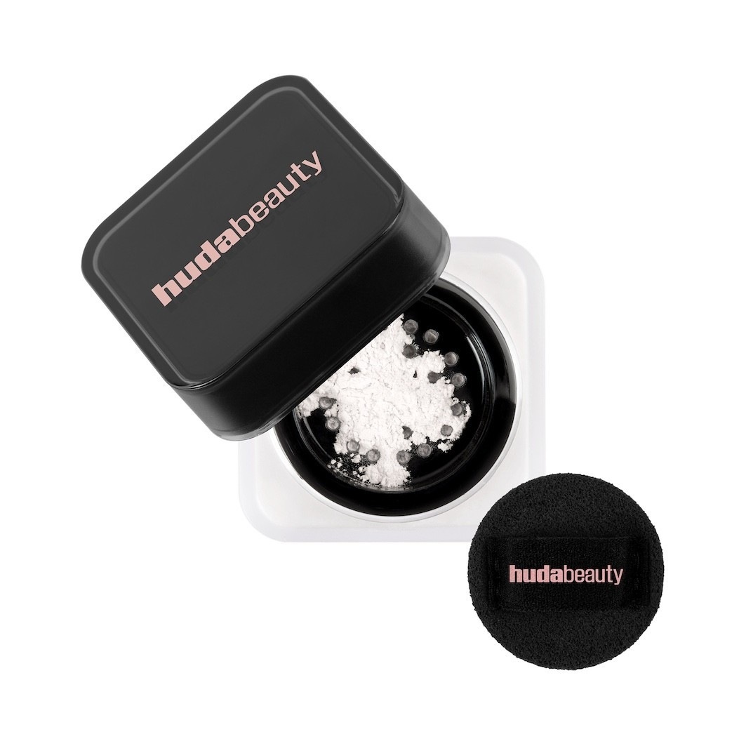Пудра для лица baby bake mini easy bake loose powder Huda Beauty, sugar cookie, вес 6 гр.
Пудра для лица baby bake mini easy bake loose powder Huda Beauty, sugar cookie, вес 6 гр.