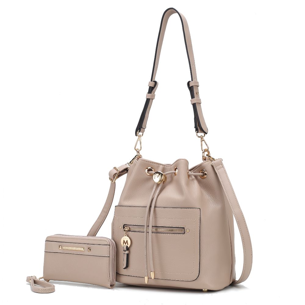 Женская сумка-ведро Larissa из веганской кожи с кошельком – 2 предмета MKF Collection By Mia K., серо-коричневый
Женская сумка-ведро Larissa из веганской кожи с кошельком – 2 предмета MKF Collection By Mia K., серо-коричневый