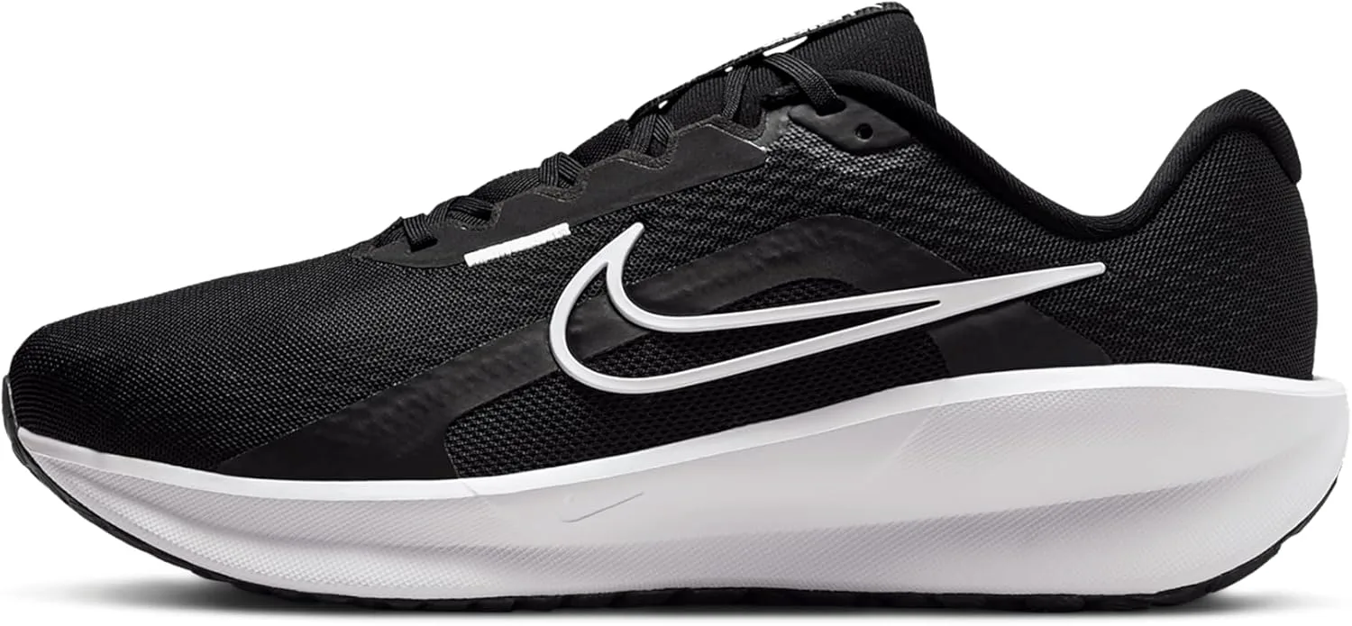 Мужские беговые кроссовки Nike Downshifter 13, черный/белый/серый
Мужские беговые кроссовки Nike Downshifter 13, черный/белый/серый