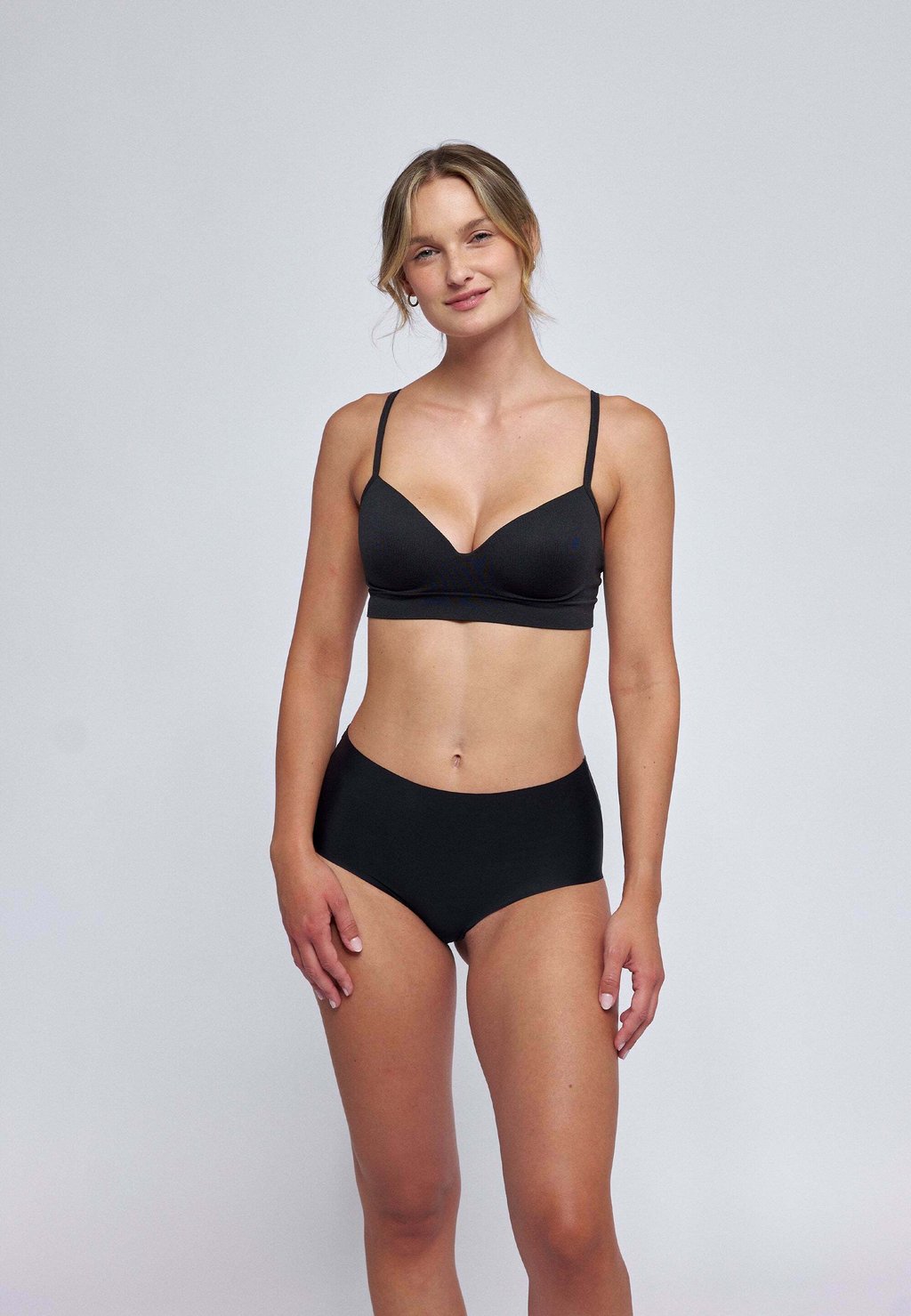 Трусы 3 PACK SNOCKS, черный
Трусы 3 PACK SNOCKS, черный