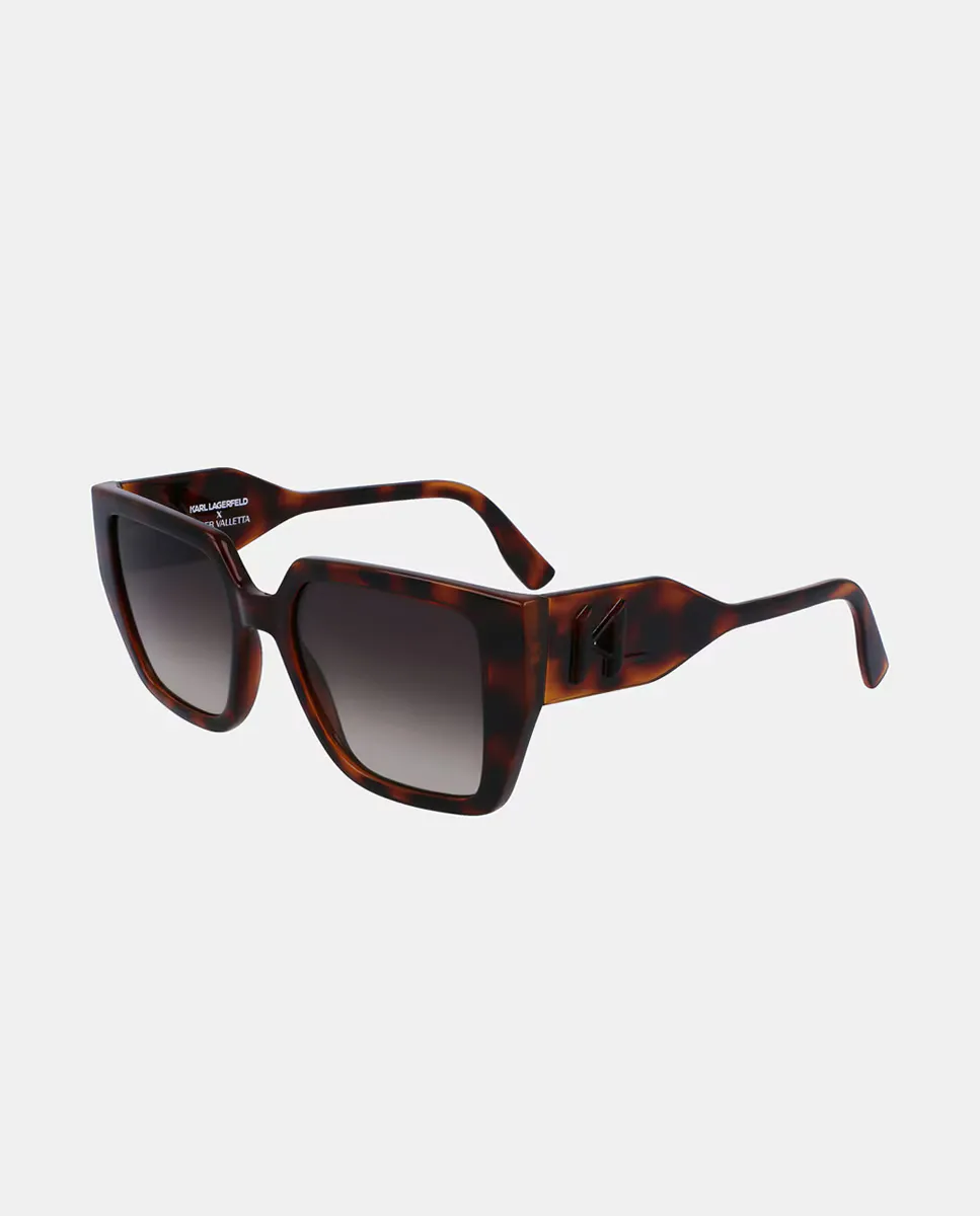 Солнцезащитные очки Injected прямоугольной формы KL6098S Karl Lagerfeld, темно-коричневый
Солнцезащитные очки Injected прямоугольной формы KL6098S Karl Lagerfeld, темно-коричневый