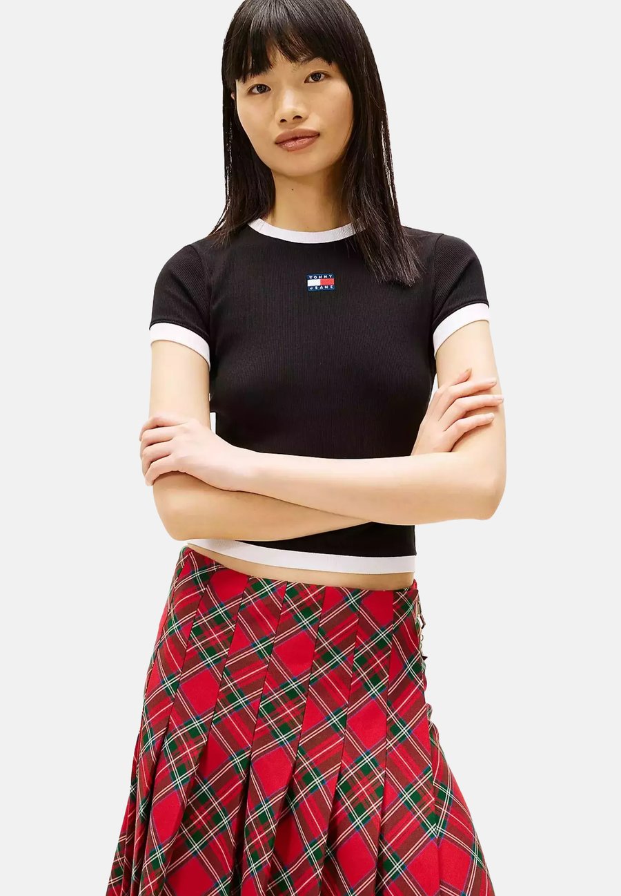 Футболка Tommy Jeans Print T-shirt, Black, Черный, Футболка Tommy Jeans Print T-shirt, Black
Футболка Tommy Jeans Print T-shirt, Black, Черный, Футболка Tommy Jeans Print T-shirt, Black