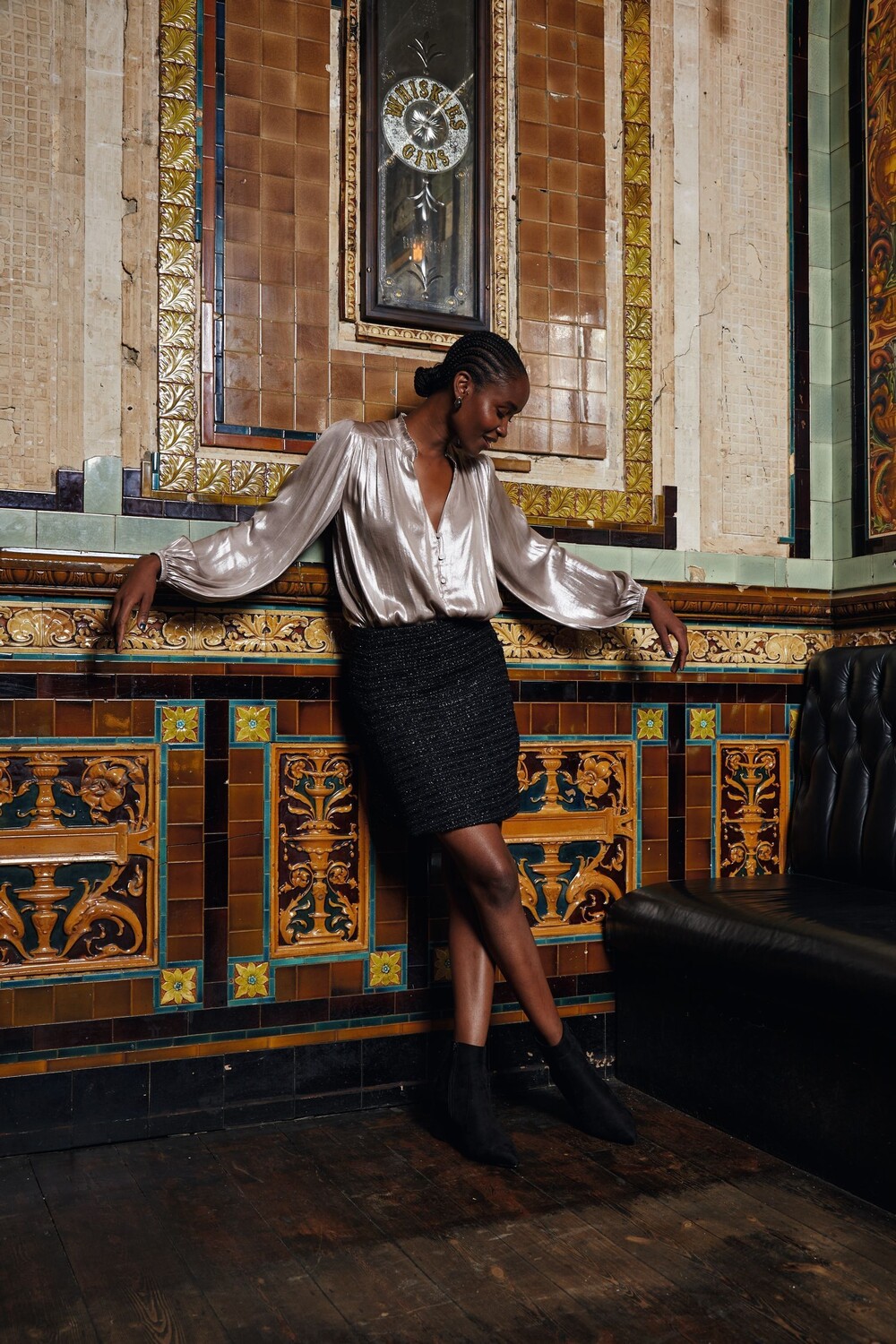 Юбка FatFace Lily с эффектом металлик Fat Face, черный 
Юбка FatFace Lily с эффектом металлик Fat Face, черный