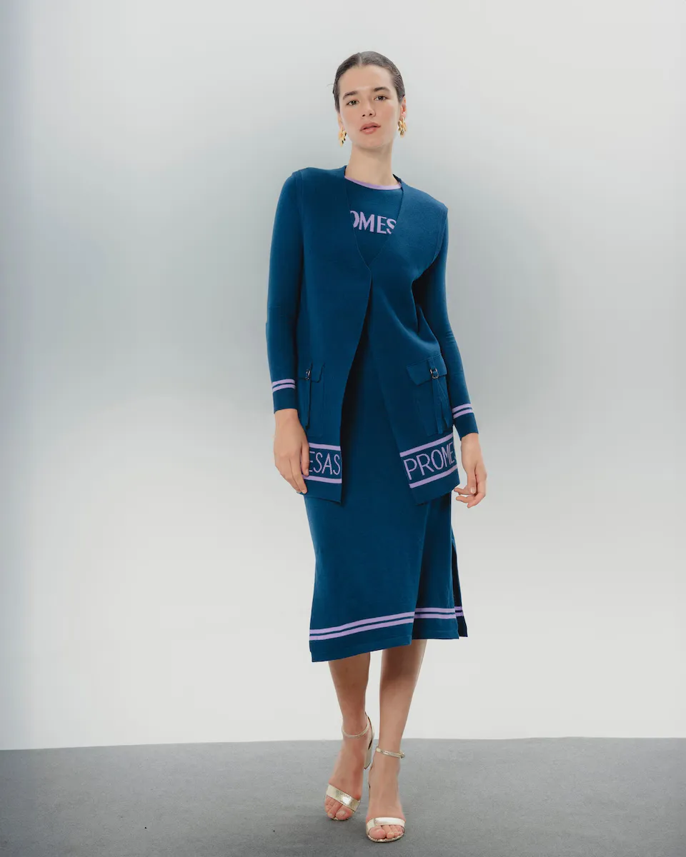 Длинный женский жилет Promesas Dolores Promesas, синий
Длинный женский жилет Promesas Dolores Promesas, синий