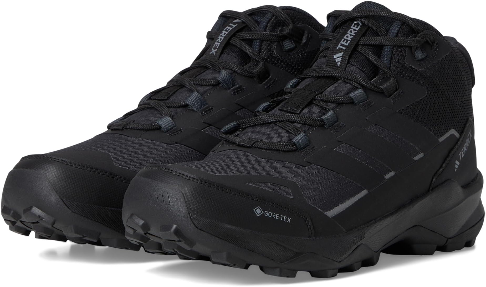 Походные ботинки adidas Outdoor Terrex Skychaser Ax5 Mid Top GORE-TEX Hiking Shoes, цвет Black/Black/Carbon
Походные ботинки adidas Outdoor Terrex Skychaser Ax5 Mid Top GORE-TEX Hiking Shoes, цвет Black/Black/Carbon