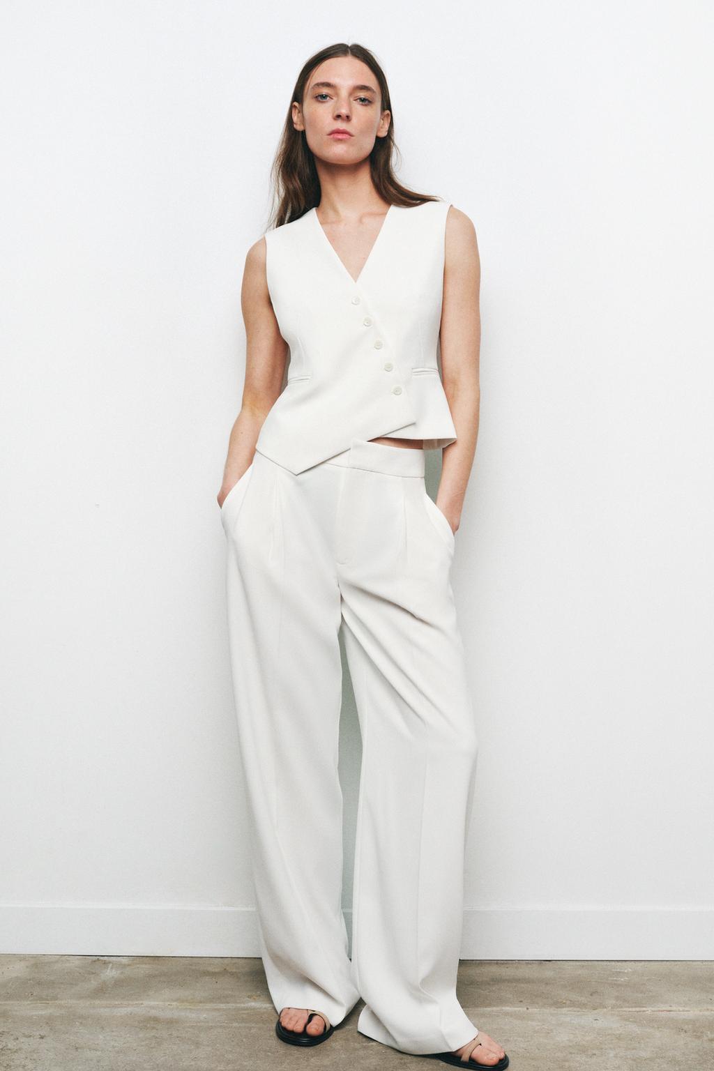 Асимметричный жилет ZARA, экрю
Асимметричный жилет ZARA, экрю