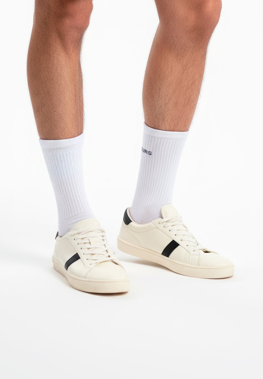 Носки The Arctic Bay WORLD IS EDITION GIFT BOX 4 PACK UNISEX, White
Носки The Arctic Bay WORLD IS EDITION GIFT BOX 4 PACK UNISEX, White