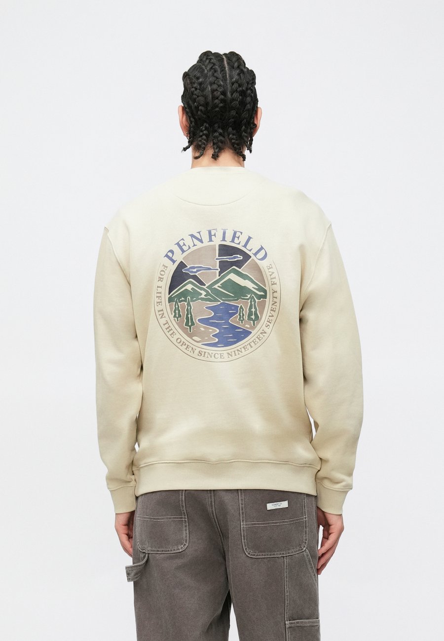 Толстовка Penfield CIRCLE RIVER VIEW CREW, Sand
Толстовка Penfield CIRCLE RIVER VIEW CREW, Sand