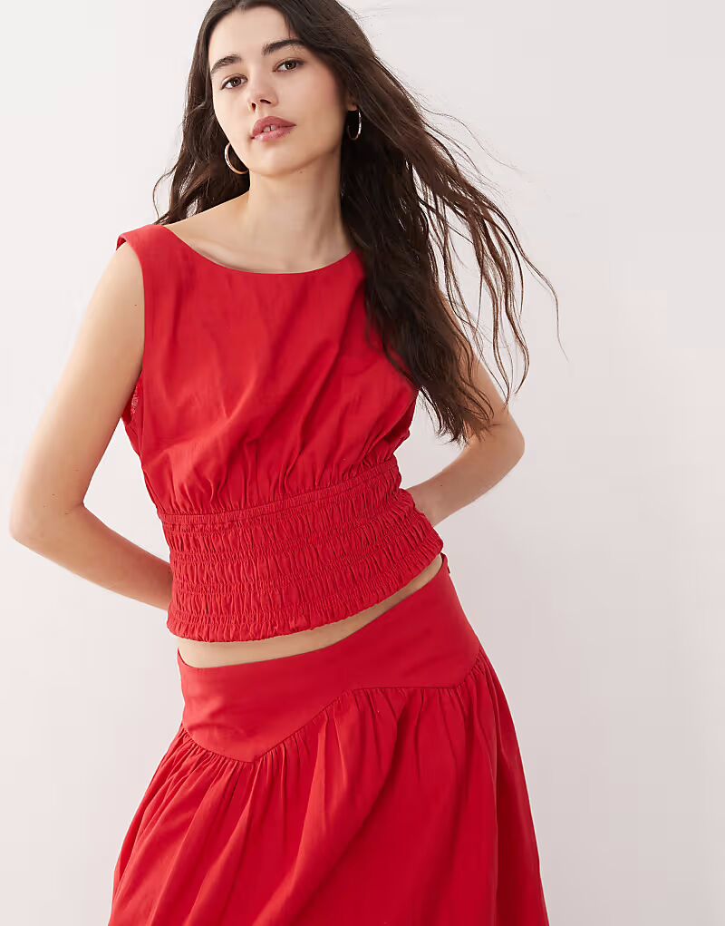 COLLUSION льняной топ со сборками на талии, красный цвет
COLLUSION льняной топ со сборками на талии, красный цвет