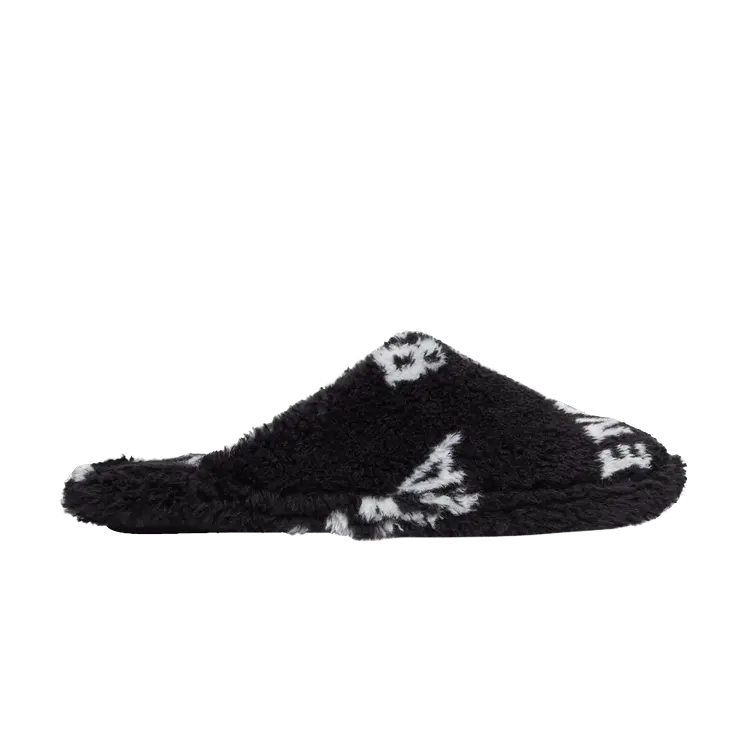 Кроссовки Balenciaga Furry Sandal 'Allover Logo - Black', черный
Кроссовки Balenciaga Furry Sandal 'Allover Logo - Black', черный
