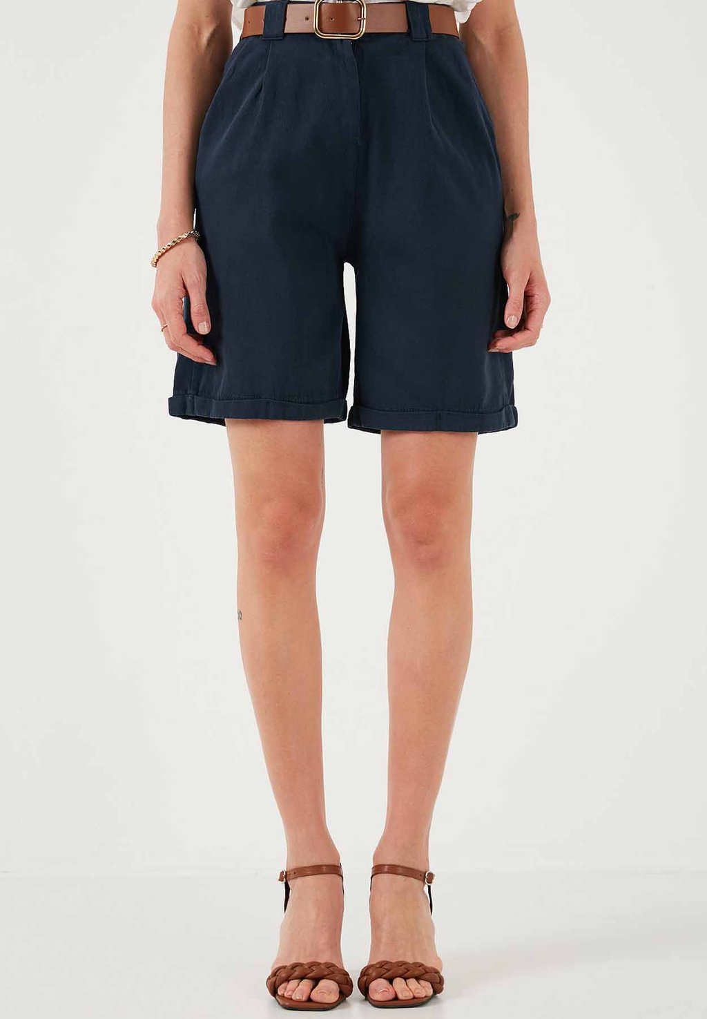 Шорты REGULAR FIT LELA, темно-синий
Шорты REGULAR FIT LELA, темно-синий