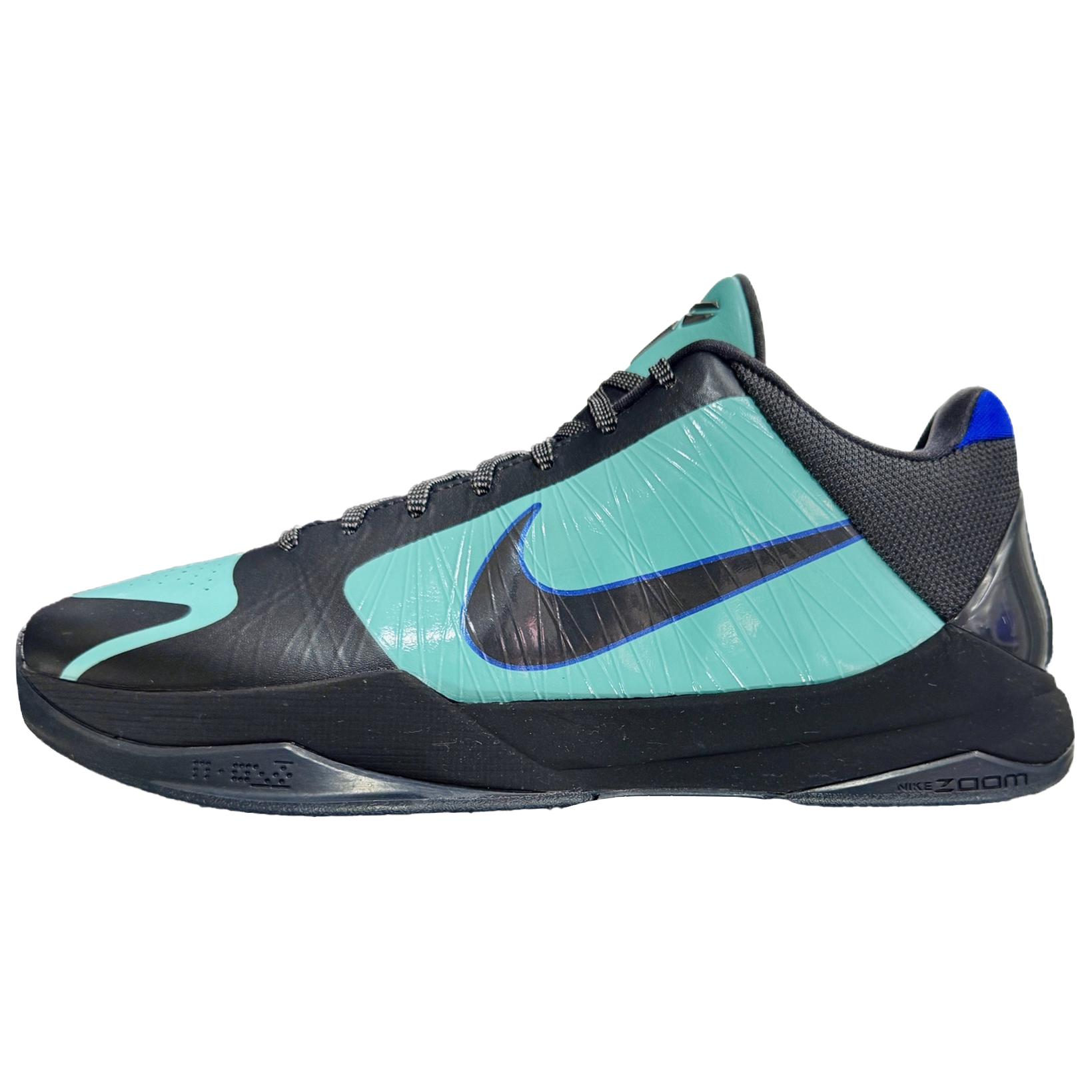 Nike Кроссовки для баскетбола Zoom Kobe 5 Unisex черные зеленые
Nike Кроссовки для баскетбола Zoom Kobe 5 Unisex черные зеленые