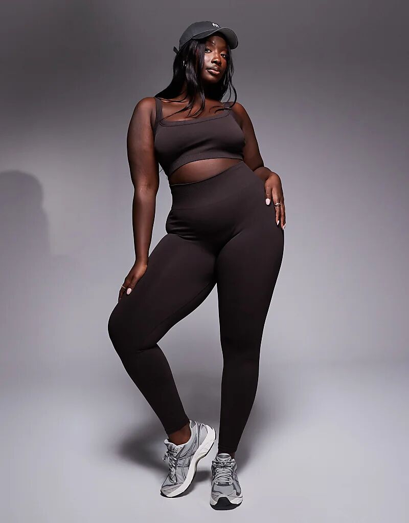 Бесшовные леггинсы для спортзала Curve с высокой талией в цвете ганаш ASOS 4505
Бесшовные леггинсы для спортзала Curve с высокой талией в цвете ганаш ASOS 4505