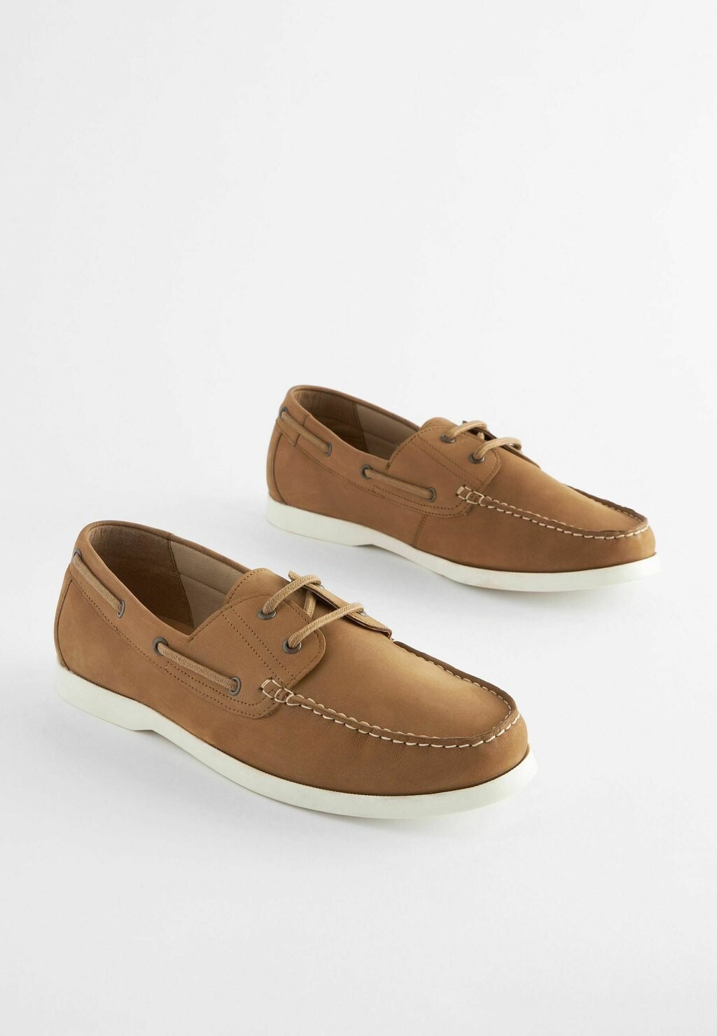 Туфли-топсайдеры Standard Next, коричнево-коричневые
Туфли-топсайдеры Standard Next, коричнево-коричневые