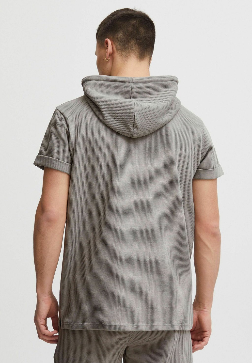 Футболка с принтом IDNILS INDICODE JEANS, светло-серый
Футболка с принтом IDNILS INDICODE JEANS, светло-серый