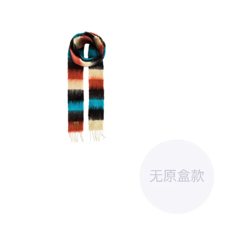 Шарфы из мохера, шерсти и полиамида для женщин, многоцветные LOEWE, multicolor
Шарфы из мохера, шерсти и полиамида для женщин, многоцветные LOEWE, multicolor