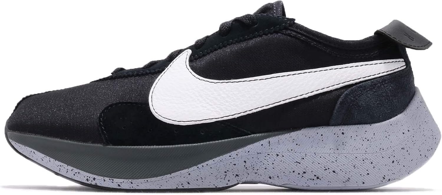 Мужские кроссовки для бега Nike Moon Racer Aq4121, белый/черный/серый
Мужские кроссовки для бега Nike Moon Racer Aq4121, белый/черный/серый