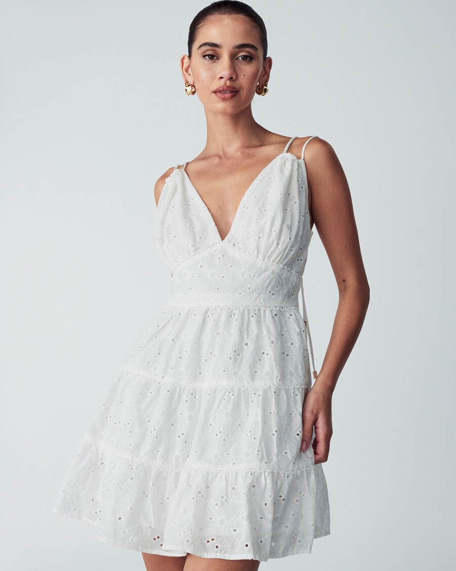 Летнее платье St MRLO Nashvil, белый
Летнее платье St MRLO Nashvil, белый