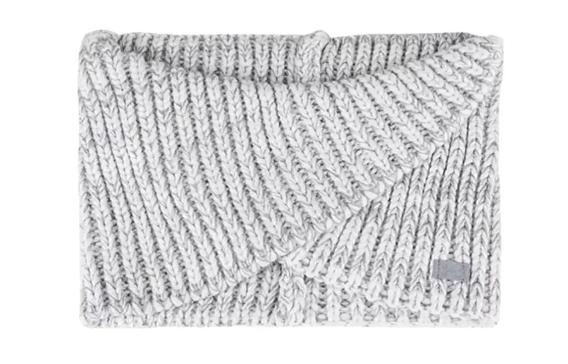 Женский серый шарф Under Armour
Женский серый шарф Under Armour