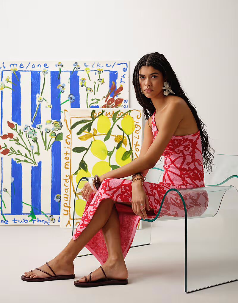 Трикотажное платье на одно плечо от Topshop в красно-розовом цвете
Трикотажное платье на одно плечо от Topshop в красно-розовом цвете