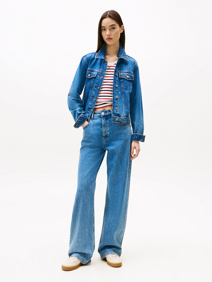 Джинсы - Комфортный крой - синего цвета TOMMY JEANS
Джинсы - Комфортный крой - синего цвета TOMMY JEANS