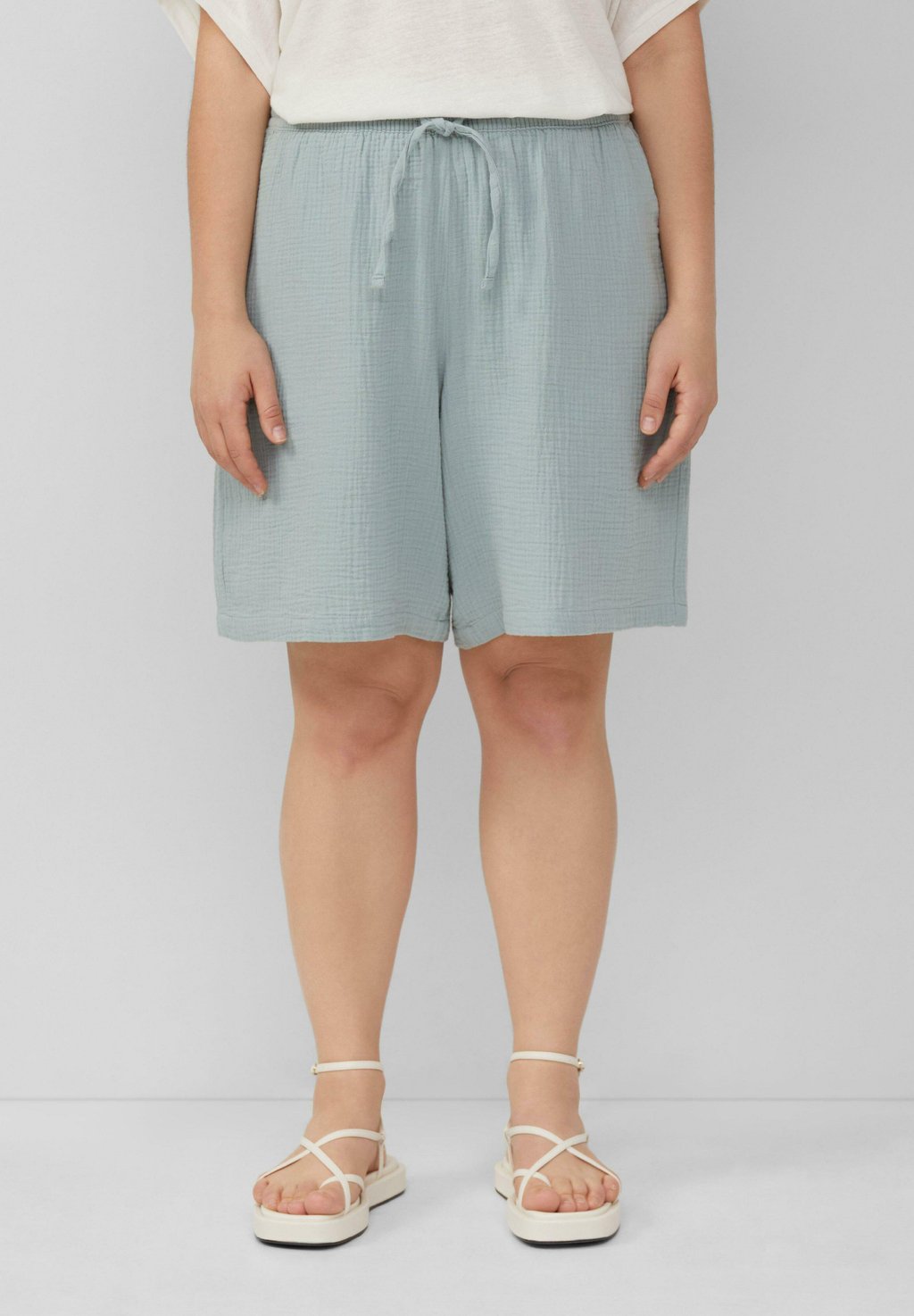 Шорты QS, темно-зеленый
Шорты QS, темно-зеленый