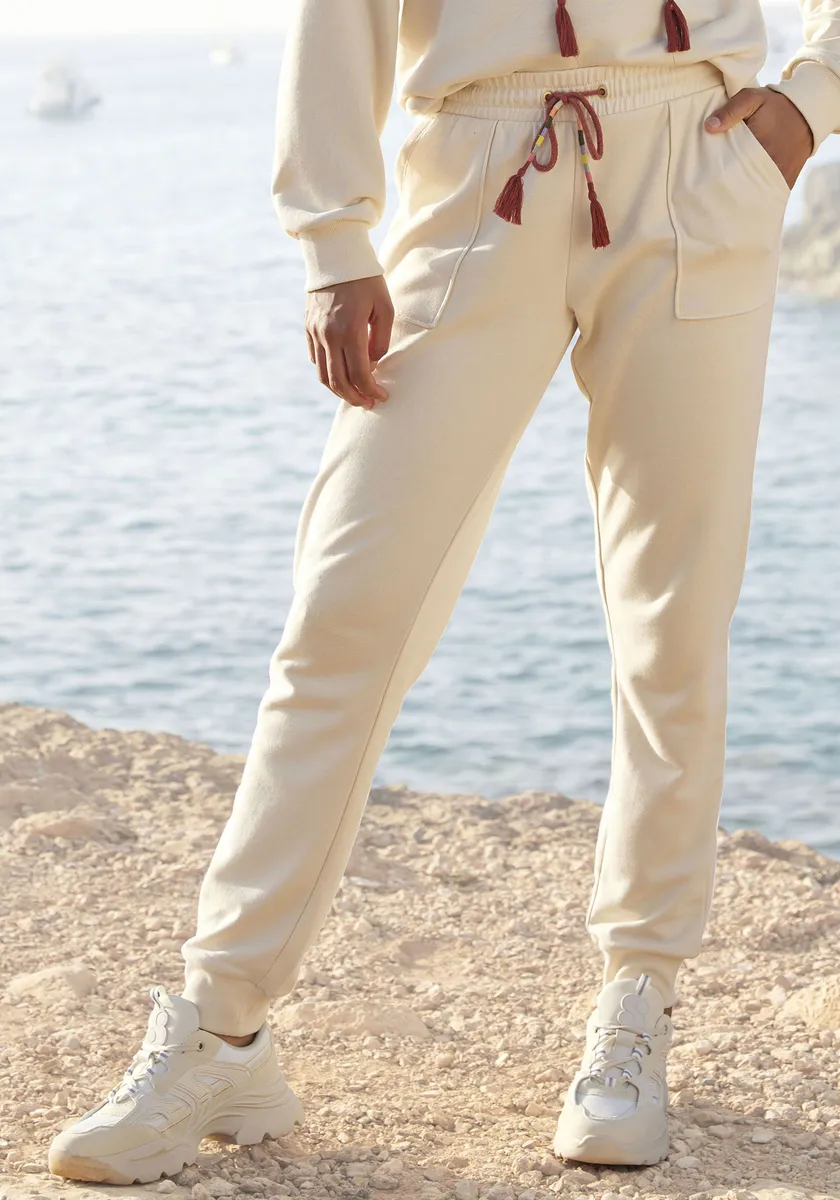 Спортивные брюки Vivance "штаны для отдыха" с накладными карманами, костюм для отдыха, кремовый
Спортивные брюки Vivance "штаны для отдыха" с накладными карманами, костюм для отдыха, кремовый