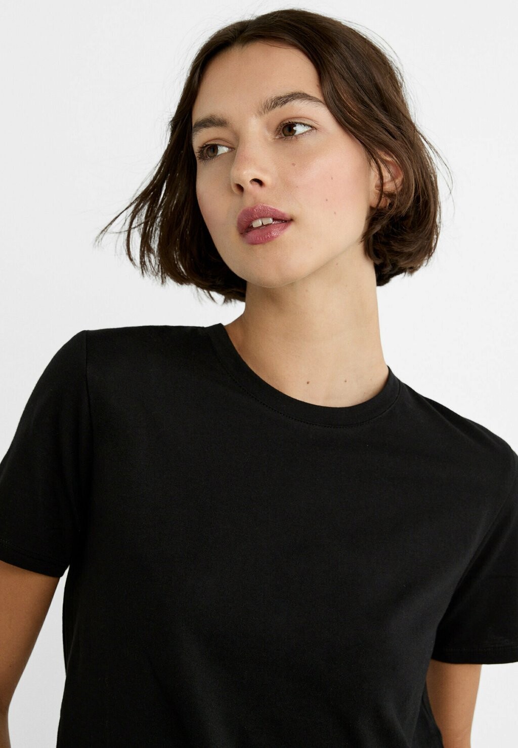 Базовая футболка 2-PACK OF SHORT SLEEVE Stradivarius, белый
Базовая футболка 2-PACK OF SHORT SLEEVE Stradivarius, белый