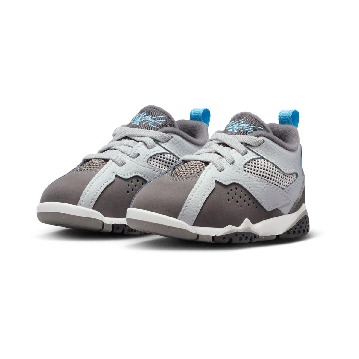 Кроссовки Toddler Jordan Mvp 92_Photon Dust/синий Chill-Flat Pewter-White Jordan, синий
Кроссовки Toddler Jordan Mvp 92_Photon Dust/синий Chill-Flat Pewter-White Jordan, синий