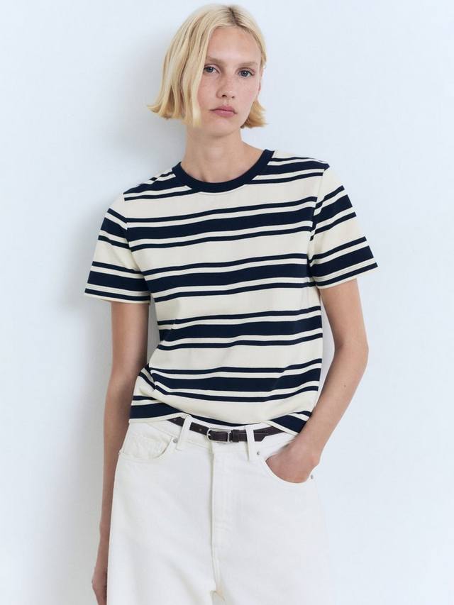 Футболка Contri Cotton с контрастным воротником Mango, Natural/Multi
Футболка Contri Cotton с контрастным воротником Mango, Natural/Multi