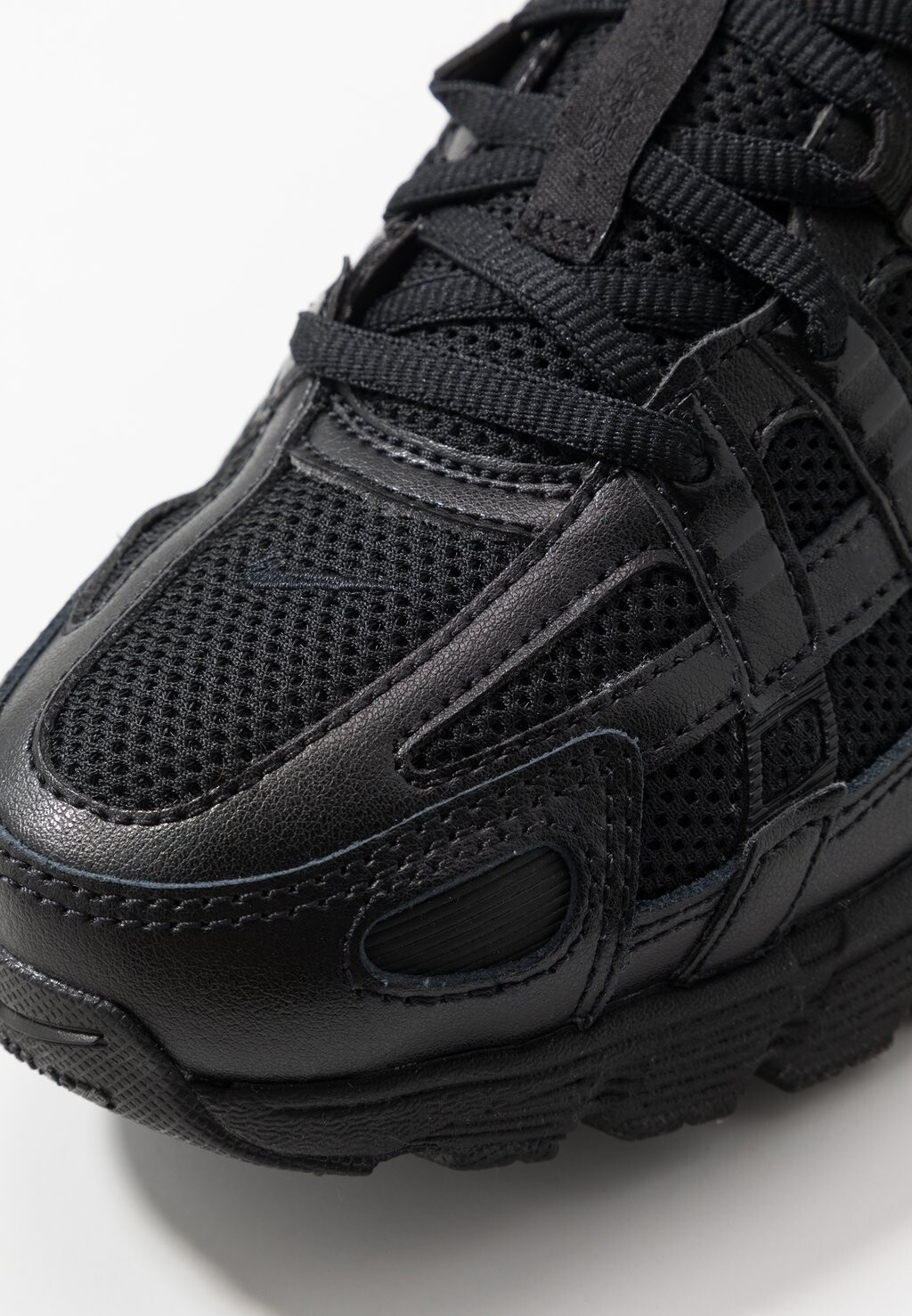 Кроссовки на шнуровке P-6000 Nike, черный
Кроссовки на шнуровке P-6000 Nike, черный