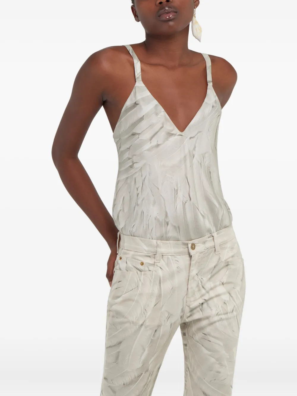 Шелковая майка с принтом перьев Roberto Cavalli, белый
Шелковая майка с принтом перьев Roberto Cavalli, белый