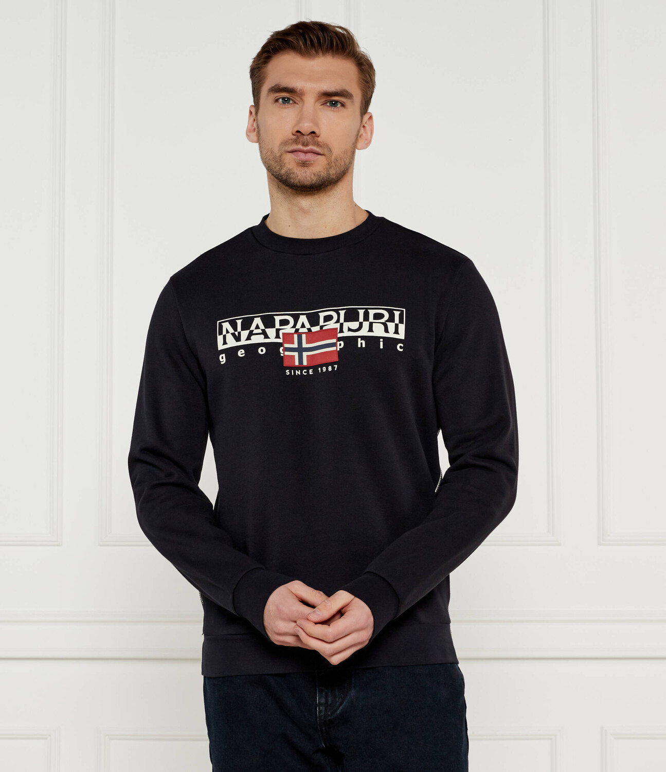 Толстовка Napapijri Regular Fit, темно-синий
Толстовка Napapijri Regular Fit, темно-синий