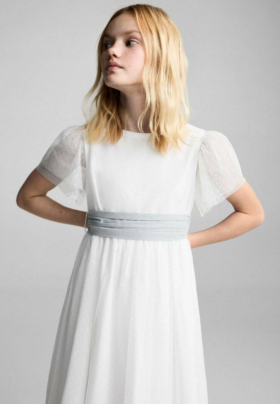 Элегантное платье EMMA Mango Kids, белый
Элегантное платье EMMA Mango Kids, белый