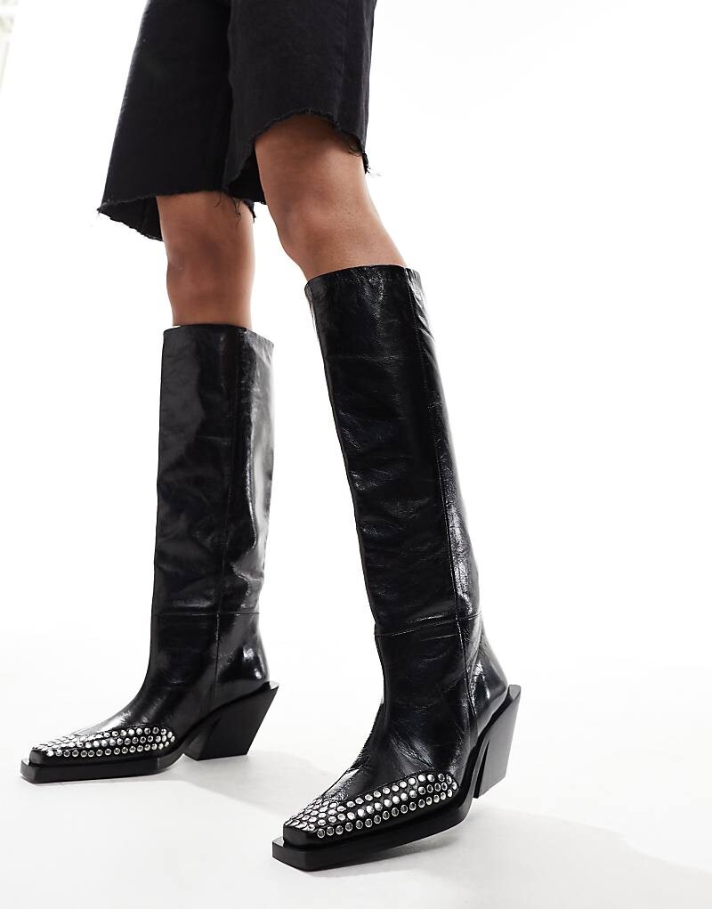 ASOS DESIGN – Cassie – Черные кожаные ковбойские сапоги премиум-класса с крышками
ASOS DESIGN – Cassie – Черные кожаные ковбойские сапоги премиум-класса с крышками