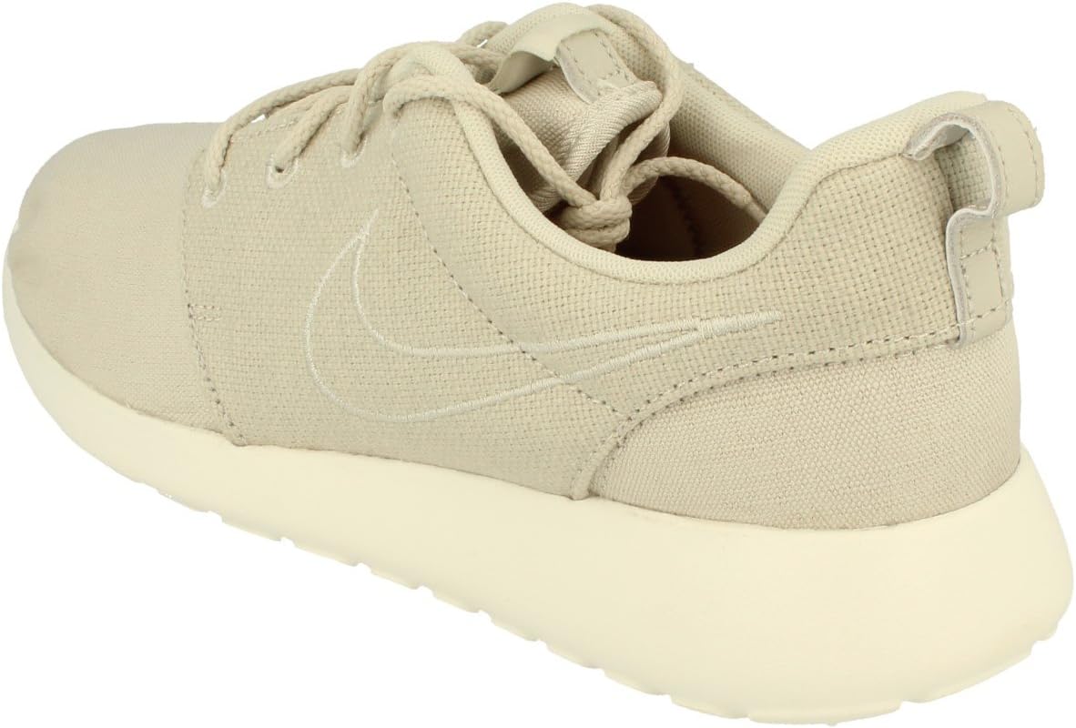 Кроссовки мужские Nike Roshe One Premium 525234, Black/Challenge Red/Mtlc Grey
Кроссовки мужские Nike Roshe One Premium 525234, Black/Challenge Red/Mtlc Grey