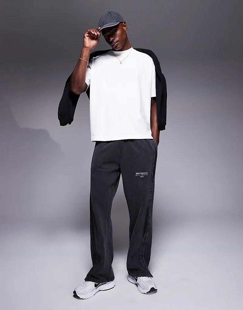 Брюки-джоггеры с необработанным краем, выстиранные, черного цвета Good For Nothing
Брюки-джоггеры с необработанным краем, выстиранные, черного цвета Good For Nothing