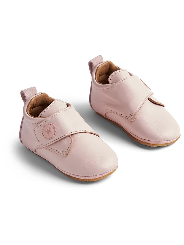 Розовые кожаные тапочки Wheat
Розовые кожаные тапочки Wheat