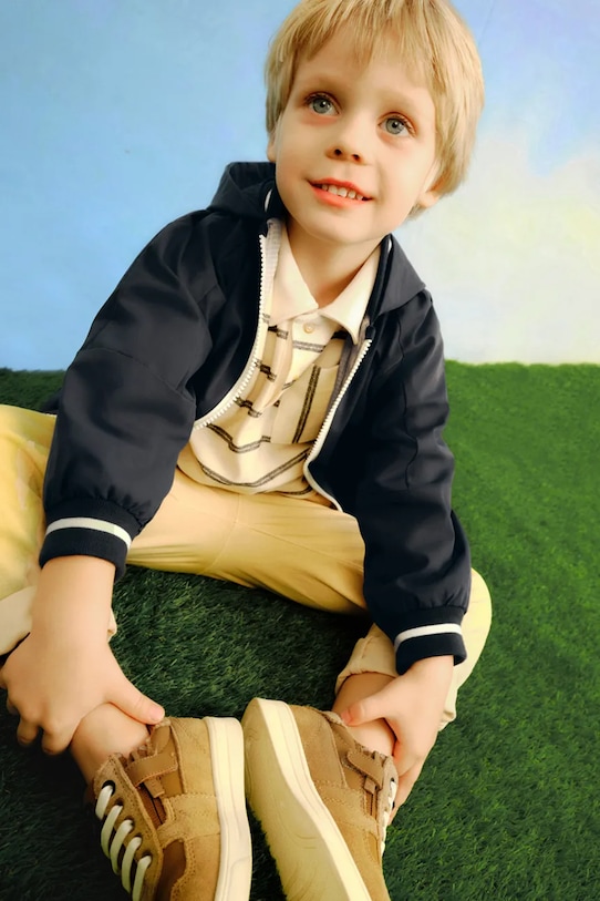 Детская куртка Mayoral, серый
Детская куртка Mayoral, серый