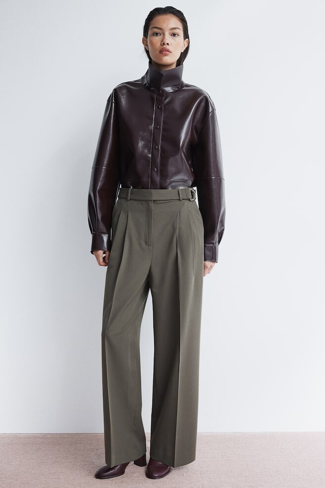 Широкие брюки с поясом H&M, зеленый
Широкие брюки с поясом H&M, зеленый