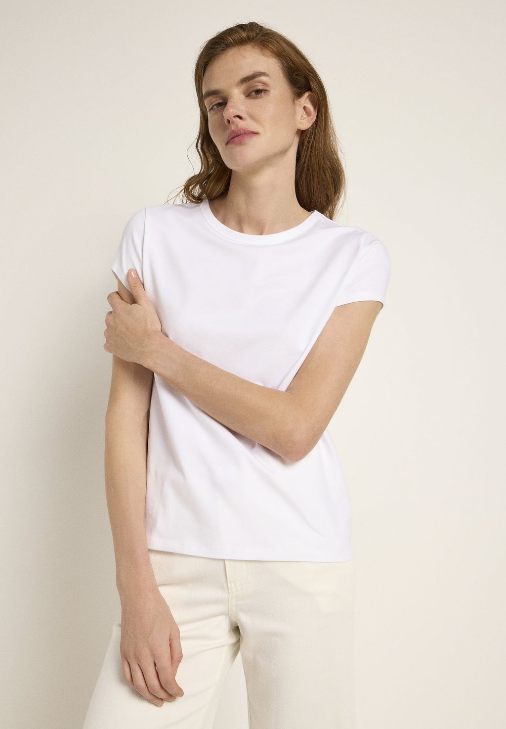 Базовая футболка LANIUS, белый
Базовая футболка LANIUS, белый