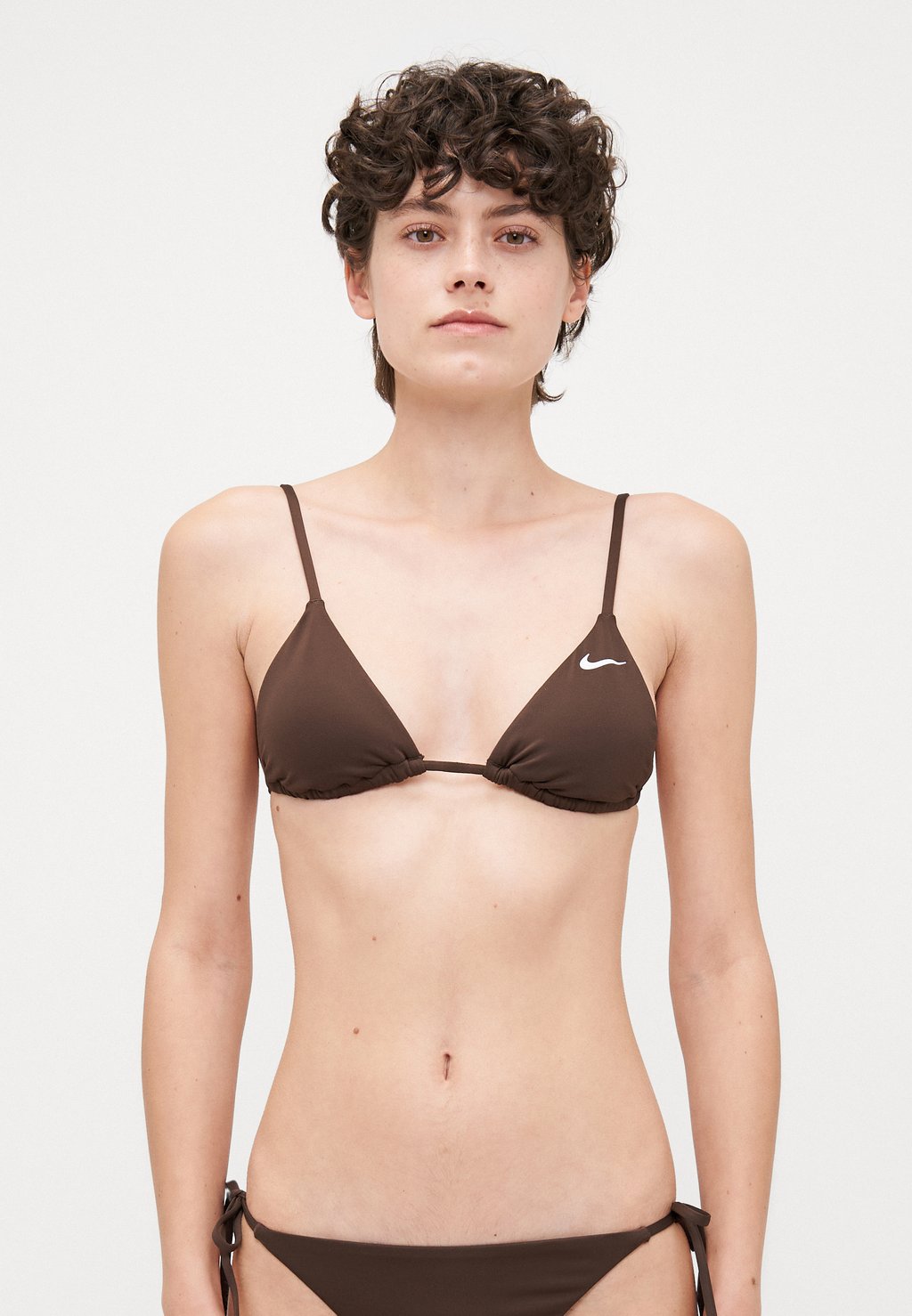 Верх бикини TRIANGLE Nike Performance, коричневый
Верх бикини TRIANGLE Nike Performance, коричневый