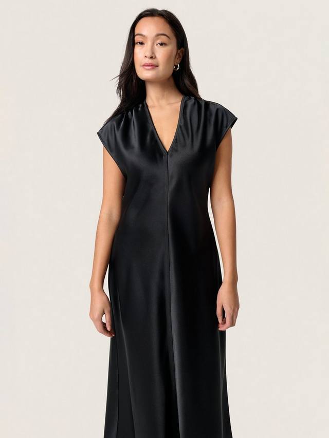 Атласное платье-комбинация liva Soaked In Luxury, черный
Атласное платье-комбинация liva Soaked In Luxury, черный