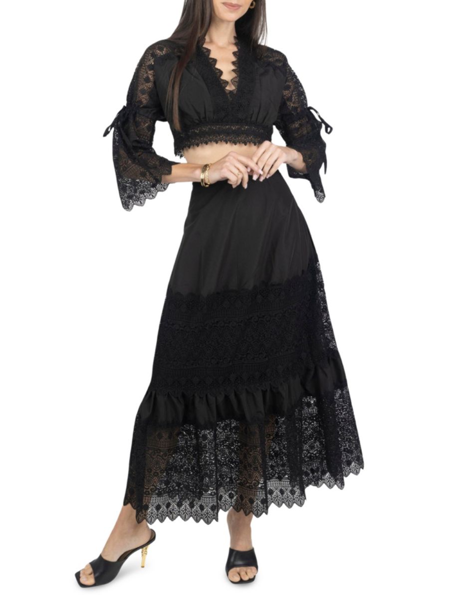 Комплект из 2 предметов: топ и юбка с кружевной отделкой AKALIA, черный
Комплект из 2 предметов: топ и юбка с кружевной отделкой AKALIA, черный