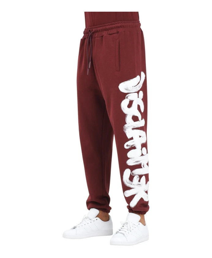 Спортивные брюки в стиле граффити, бордовый цвет Disclaimer, красный
Спортивные брюки в стиле граффити, бордовый цвет Disclaimer, красный