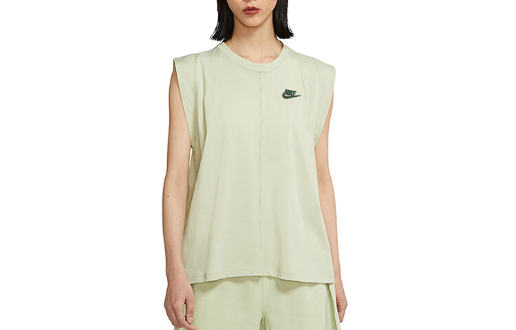 Футболка женская светло-зеленая Nike
Футболка женская светло-зеленая Nike