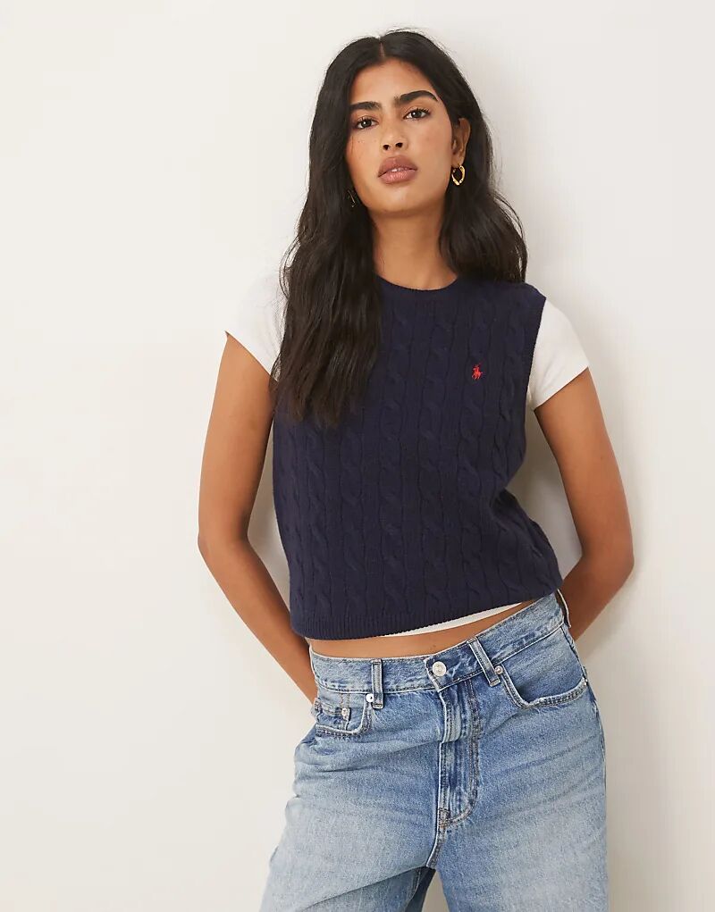 Джемпер без рукавов Polo Ralph Lauren из высококачественной шерсти с косичной вязкой, темно-синего цвета
Джемпер без рукавов Polo Ralph Lauren из высококачественной шерсти с косичной вязкой, темно-синего цвета