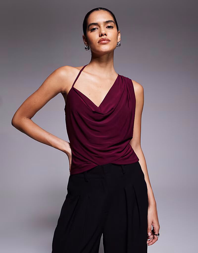 Облегающий асимметричный топ с воротником-хомутом ягодного цвета Asos Design
Облегающий асимметричный топ с воротником-хомутом ягодного цвета Asos Design