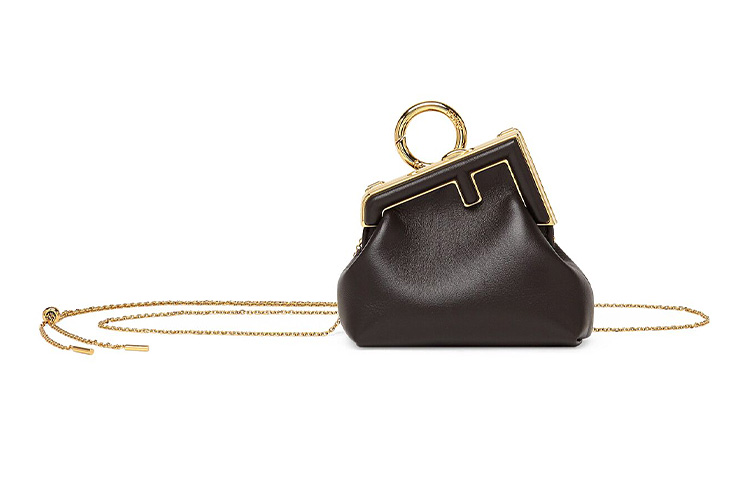 FENDI Овчинный чехол для наушников через плечо миниатюрная женская сумка черный
FENDI Овчинный чехол для наушников через плечо миниатюрная женская сумка черный