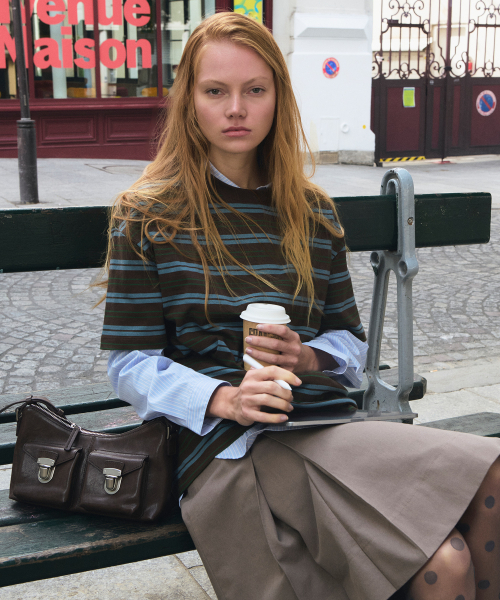 Футболка с коротким рукавом, в полоску, с лавровым принтом CITYBREEZE, коричневая
Футболка с коротким рукавом, в полоску, с лавровым принтом CITYBREEZE, коричневая